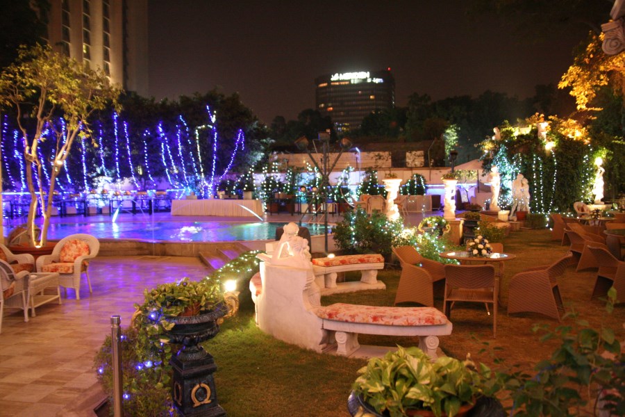 Notre palace d'in soir...<br />Ce ne sera pas tout le temps ainsi !